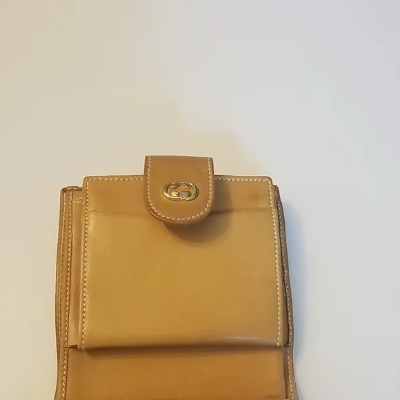 Vintage Gucci Brown Monogram Wallet - Picture 8 of 15